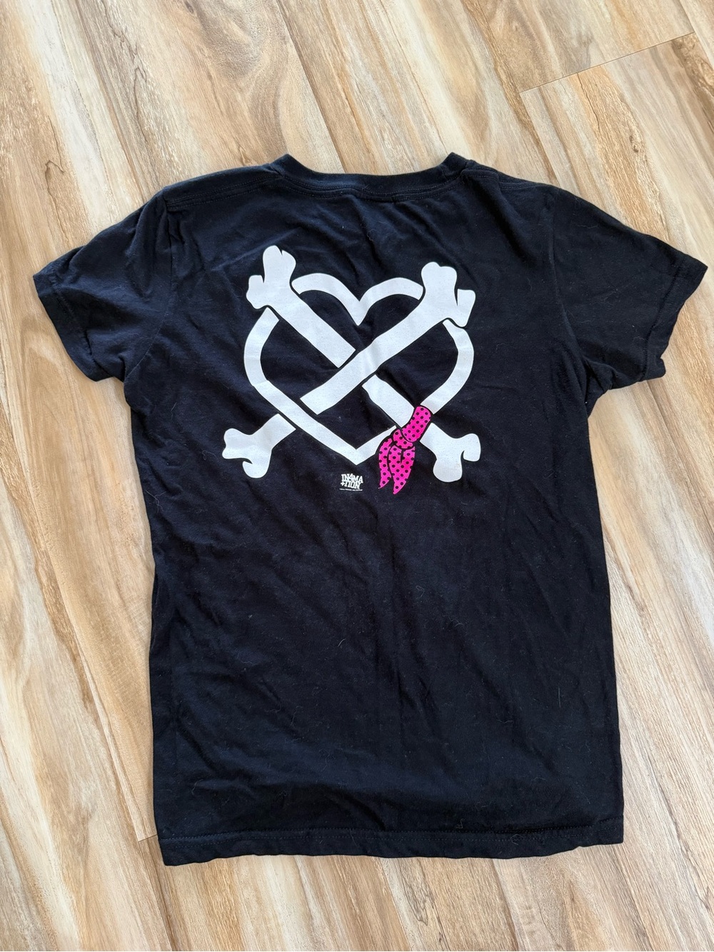 In4mation Women’s Shirt size medium